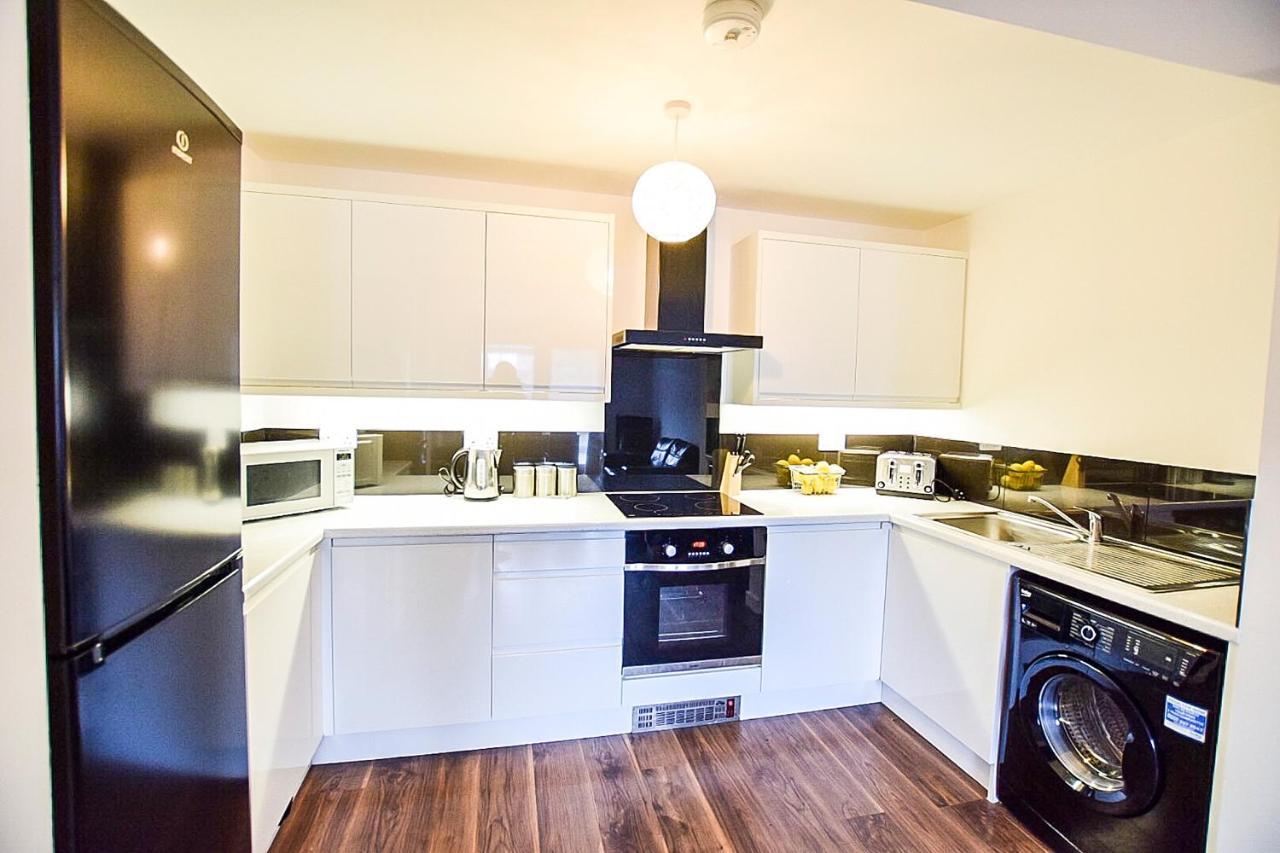 Sunderland Short Stays 2 Bedroom Apartment Free Parking Fulwell Sr6 エクステリア 写真