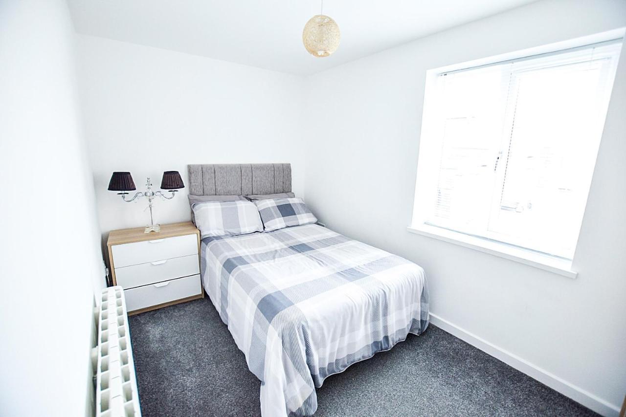 Sunderland Short Stays 2 Bedroom Apartment Free Parking Fulwell Sr6 エクステリア 写真