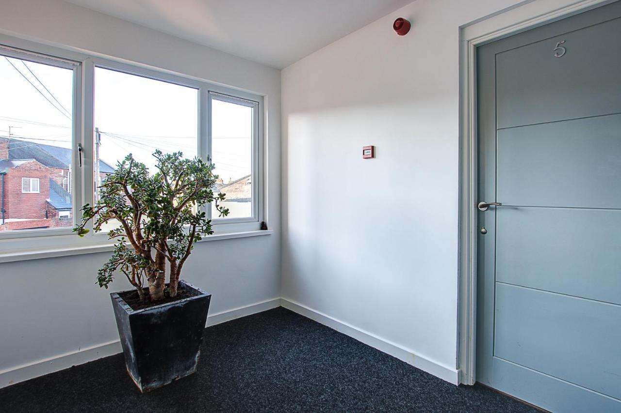 Sunderland Short Stays 2 Bedroom Apartment Free Parking Fulwell Sr6 エクステリア 写真