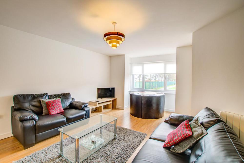 Sunderland Short Stays 2 Bedroom Apartment Free Parking Fulwell Sr6 エクステリア 写真